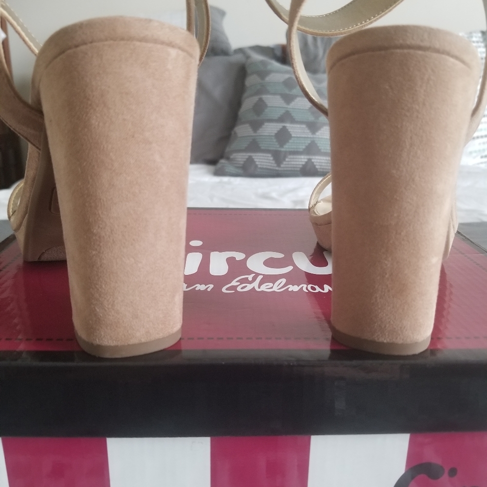 Sam Edelman - Picture 2 of 7